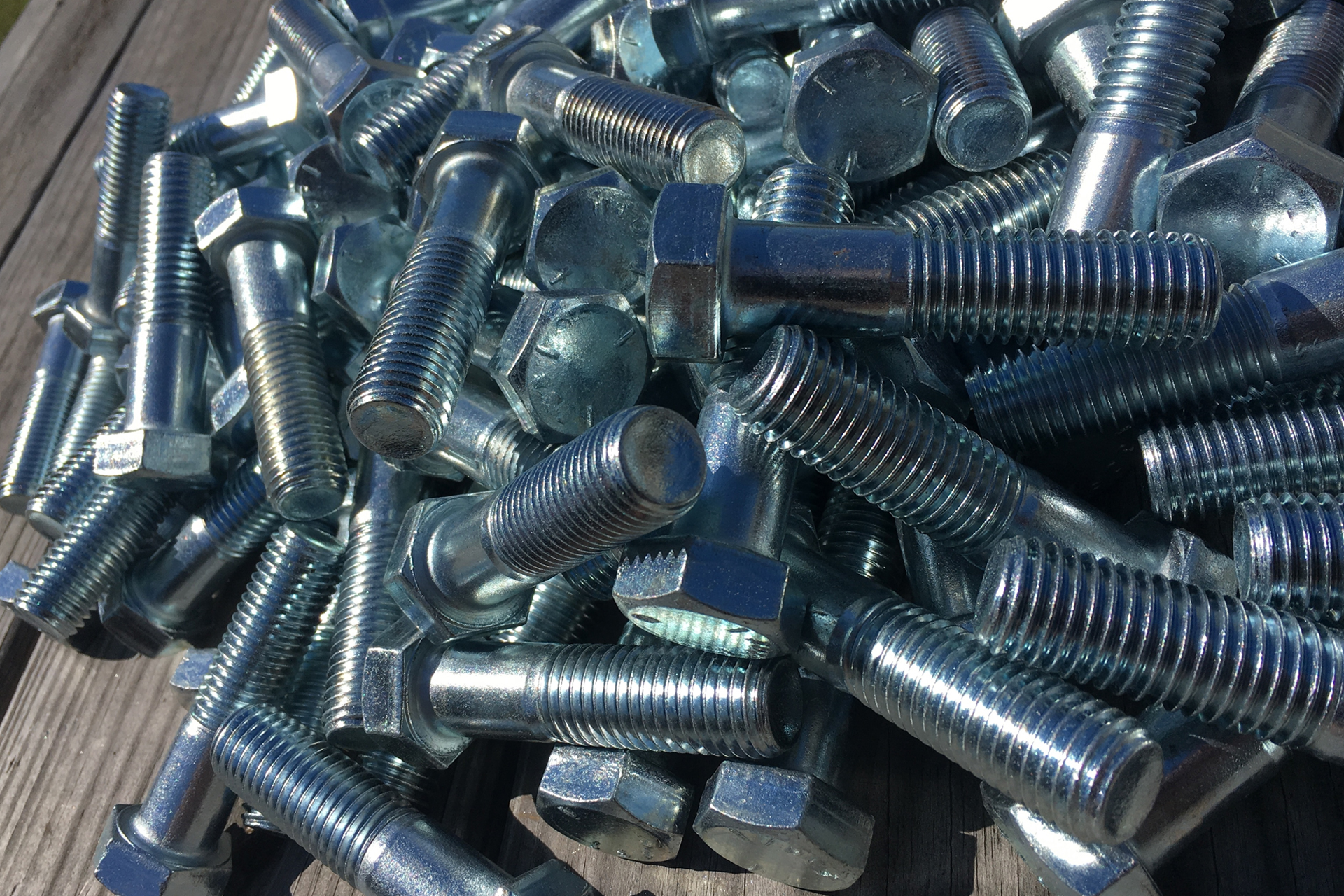 Nickel 200 Studbolt Manufacturer