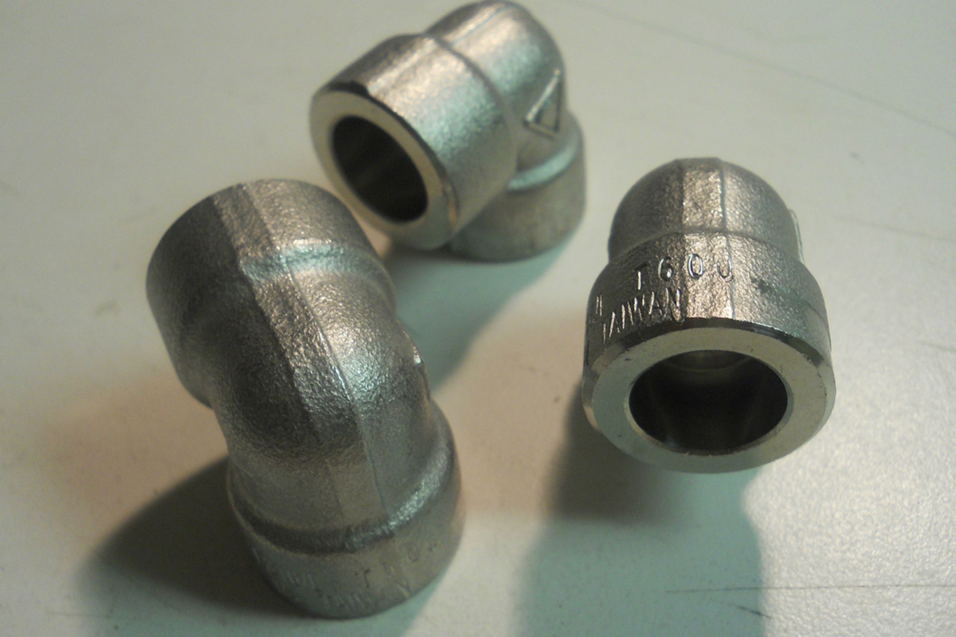 ASME B16.11 Copper Nickel B467 Forged Pipe Fitting Manufacturer